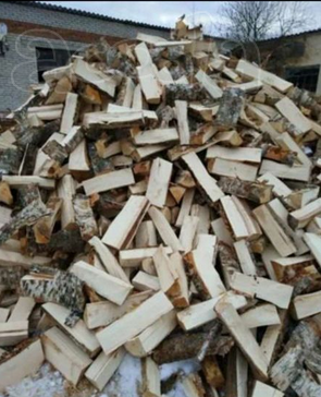 Колотые дрова в Кисельне